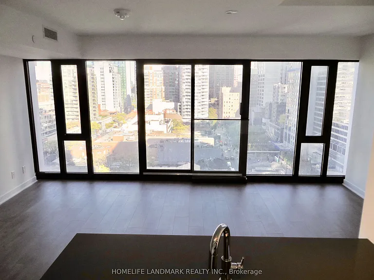 188 Cumberland St #1504 — Photo 32