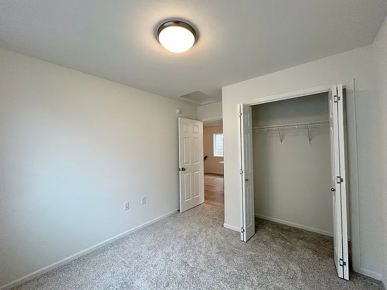 873 2nd Ave — Photo 21