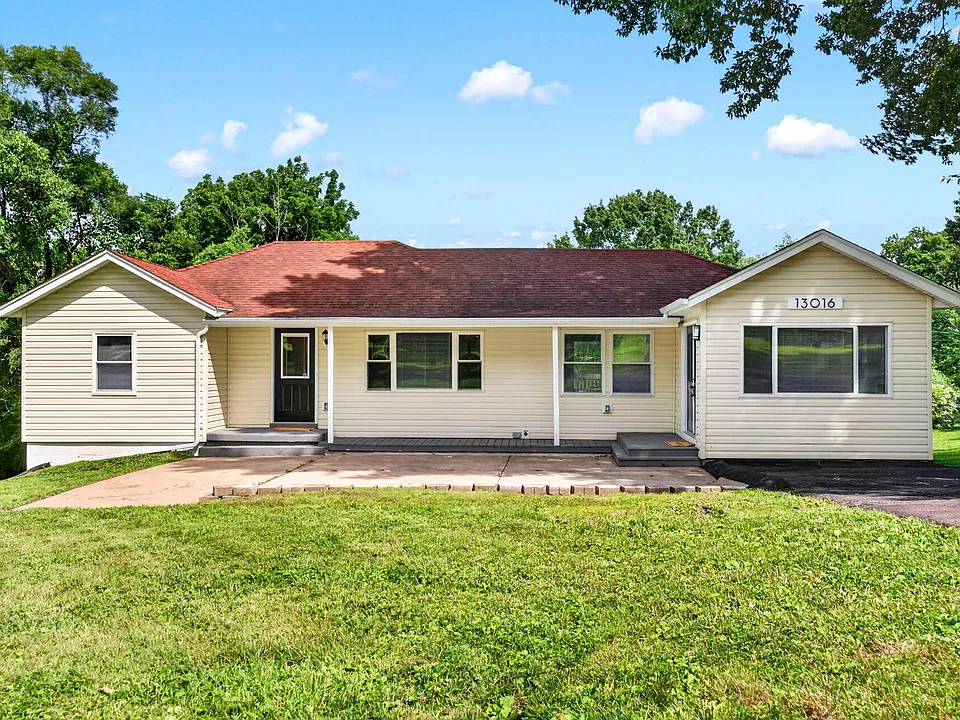 13016 Lakeridge Dr
