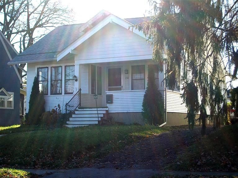 1st image of 1511 Abbott Ave