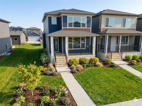 114 NE Wolf Hollow Ter SE, Calgary, AB T2X 4M8