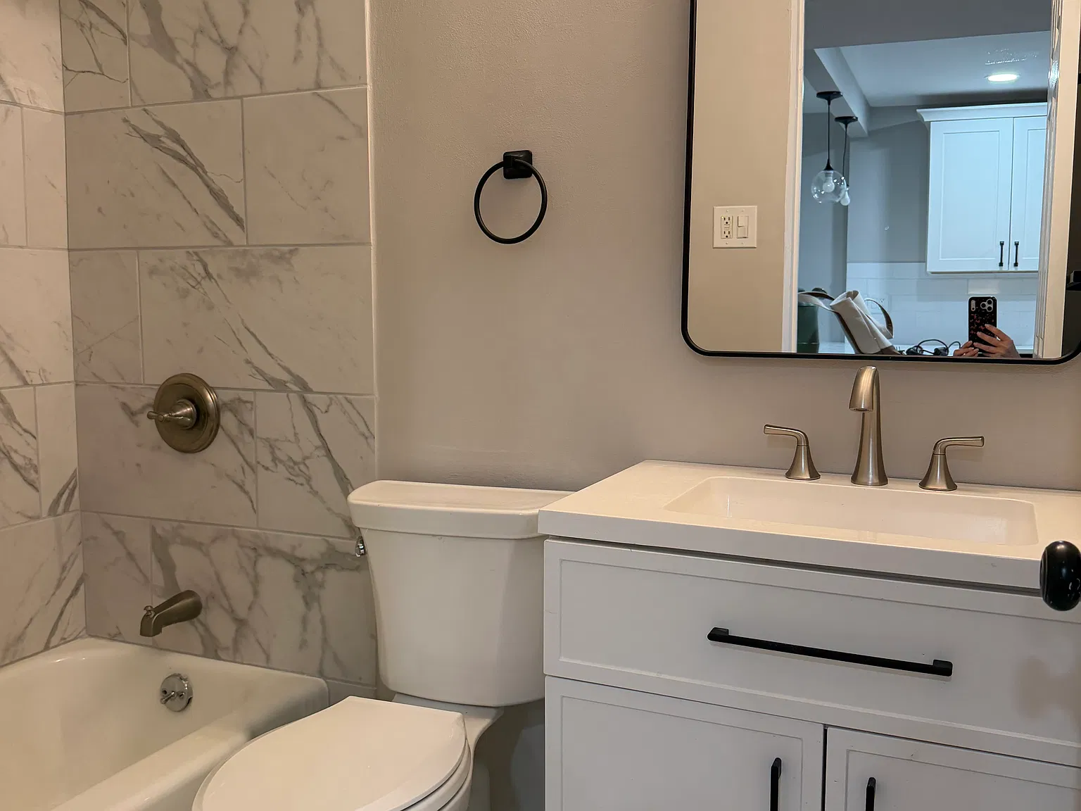 2 bed, 1100 sqft, $1,895 — Photo 4
