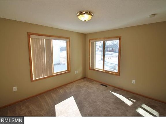 5th image of 229 S Elm St