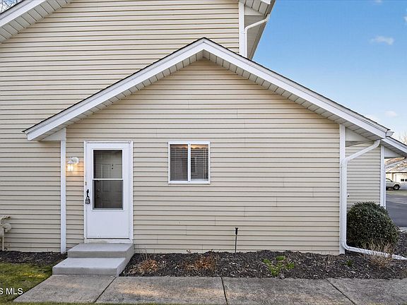 3rd image of 6955 Dorr St Suite 64