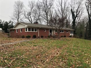 329 Green Way Ln, Wilkesboro, NC 28697