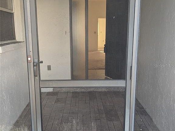5th image of 660 Linden Dr