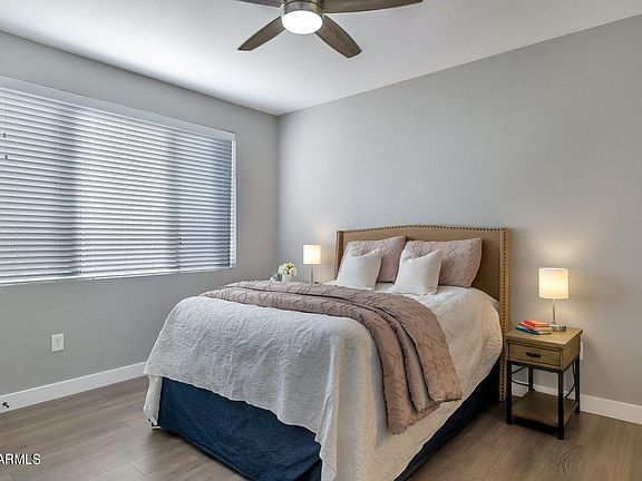 5th image of 5401 E VAN BUREN Street #1093