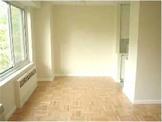 Rented by Douglas Elliman | media 10