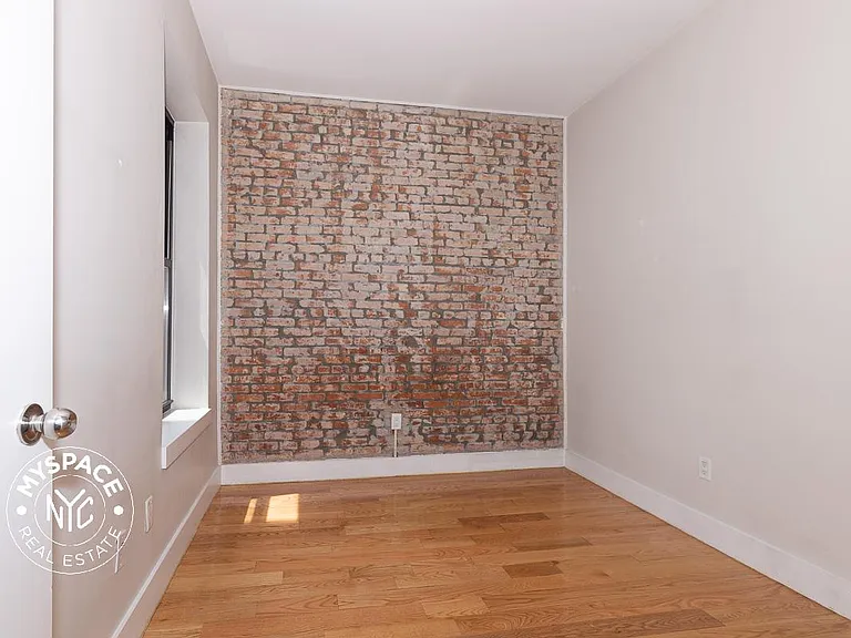 772 Jefferson Ave #R3 — Photo 7