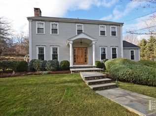 153 Comstock Hill Rd, New Canaan, CT 06840