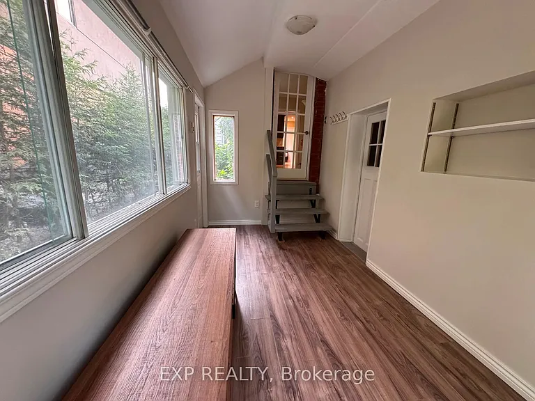 44 Clearview Ave — Photo 9