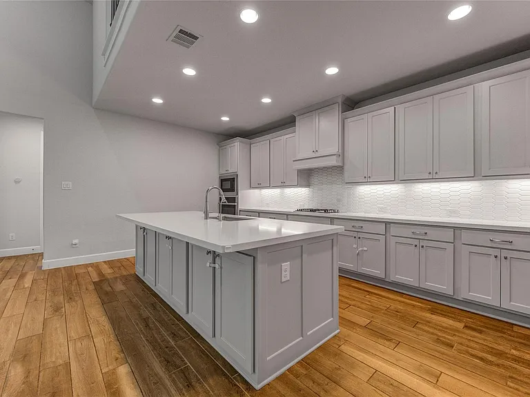 2138 Taylor Marie Trl — Photo 18