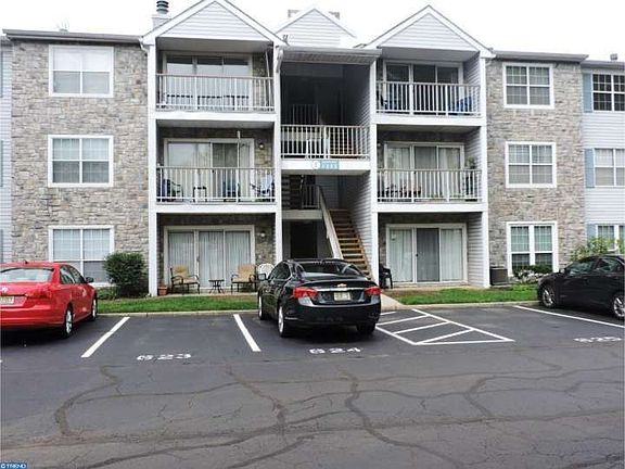2nd image of 62 Juniper Way
