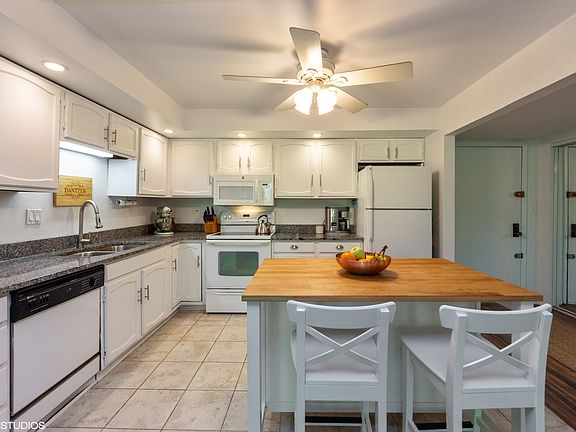 4th image of 475 Plum Creek Dr #2114