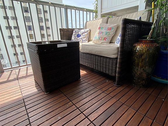 4th image of 2655 Collins Ave APT 1110