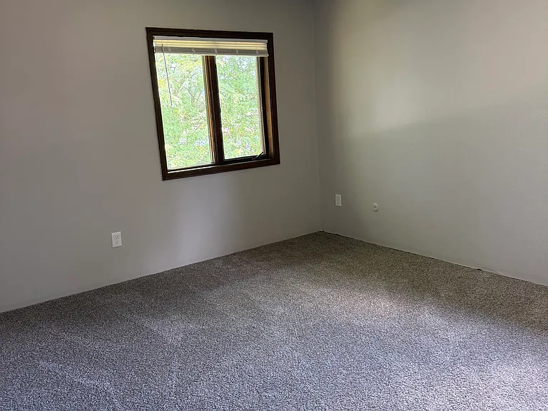 420 N Main St #12 — Photo 17