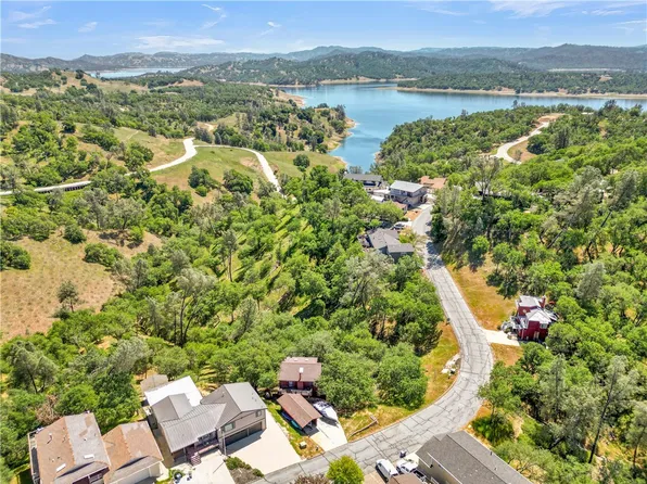 2664 Pine Ridge Rd, Bradley, CA 93426