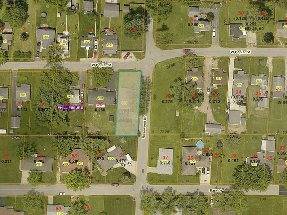 4th image of 201 Rosewood Dr