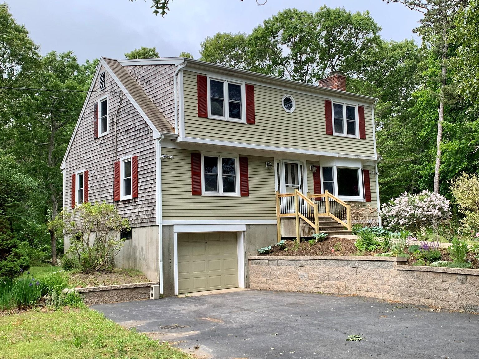 57 Spruce Street West Barnstable MA 02668 Zillow