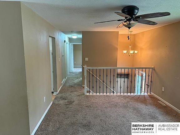 5th image of 1321 Lincoln Ave