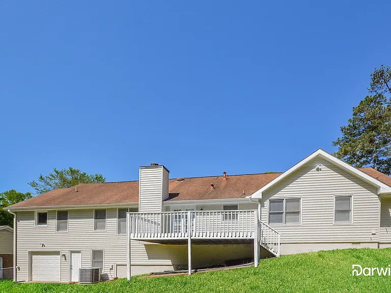 2490 Sherrie Ln SW — Photo 14