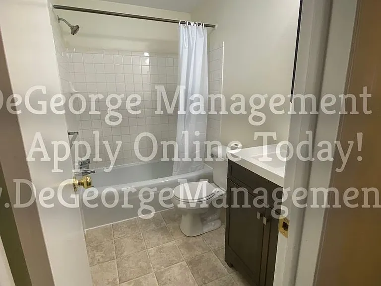 Parkview Apartments — Photo 70