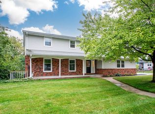 1424 W Cimarron Dr, Peoria, IL