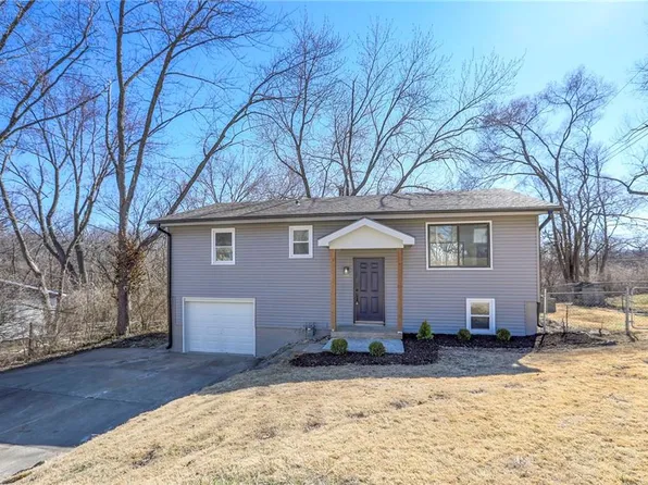 1121 Cordell St, Excelsior Springs, MO 64024