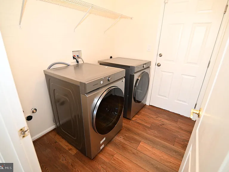 7001 Chaptico Ct — Photo 60