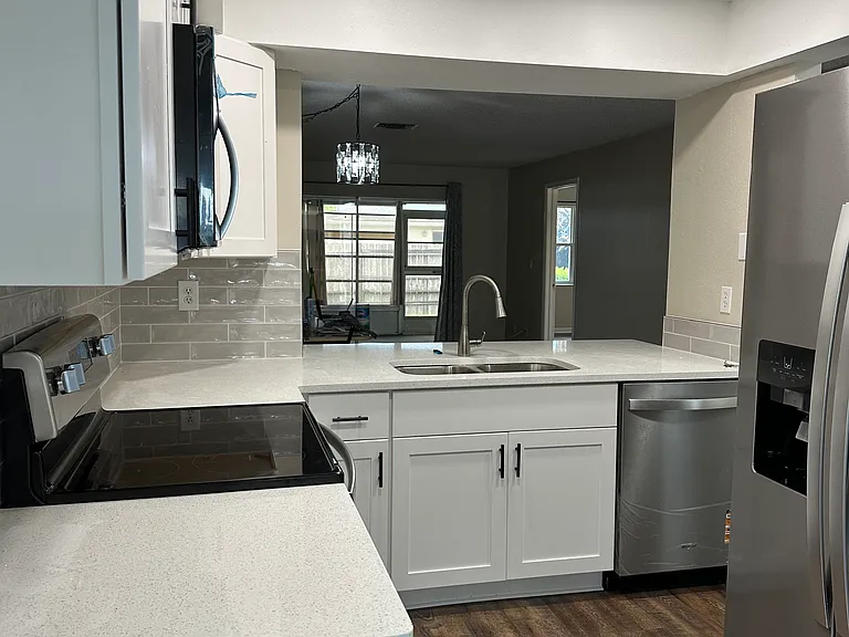 3404 Teeside Dr — Photo 2