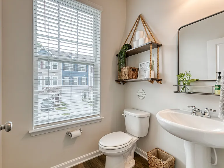 2050 Hinshaw Dr — Photo 28