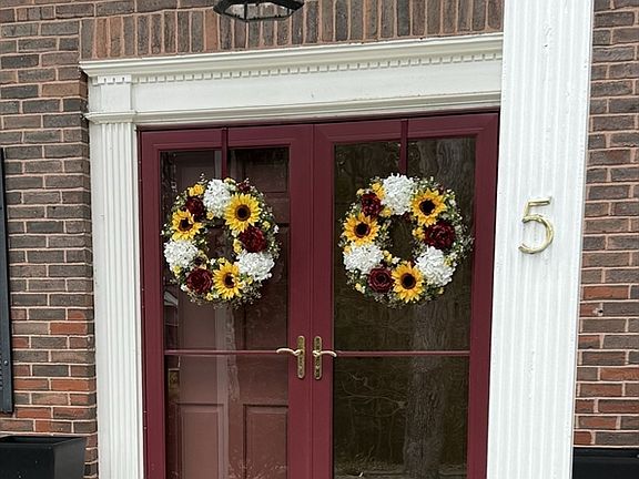 5th image of 5 Old County Rd