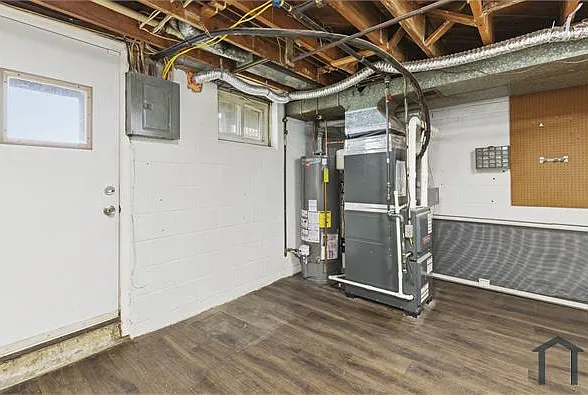 7944 Saint Monica Dr — Photo 20