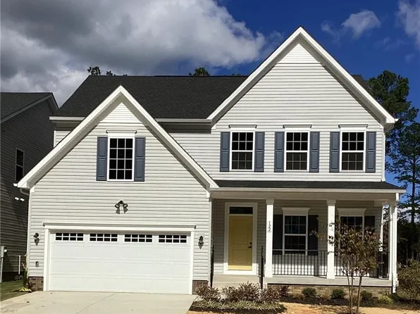 122 Oxford Run, Poquoson, VA 23662