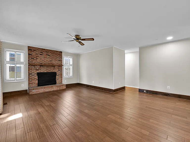 203 Markwood Dr — Photo 18