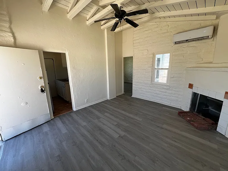 72061-72067 Joshua Dr — Photo 4