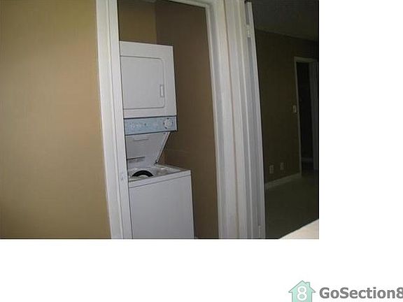 4th image of 1209 Hampton Blvd