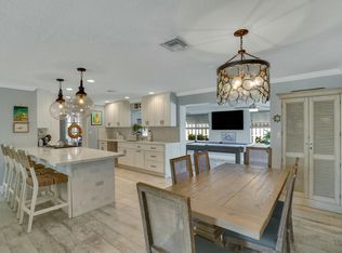 301 Enfield Rd, Delray Beach, FL 33444