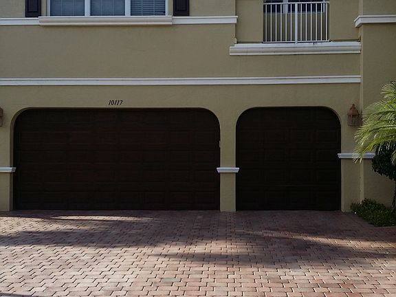 2nd image of 10117 Cobblestone Creek Dr