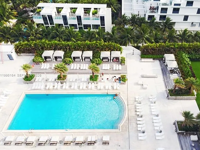 2301 Collins Ave #1507 — Photo 30