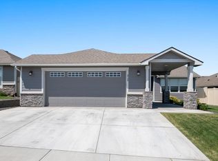 3724 S Taft Pl, Kennewick, WA 99338