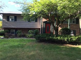 82 Townline Rd, Nanuet, NY 10954