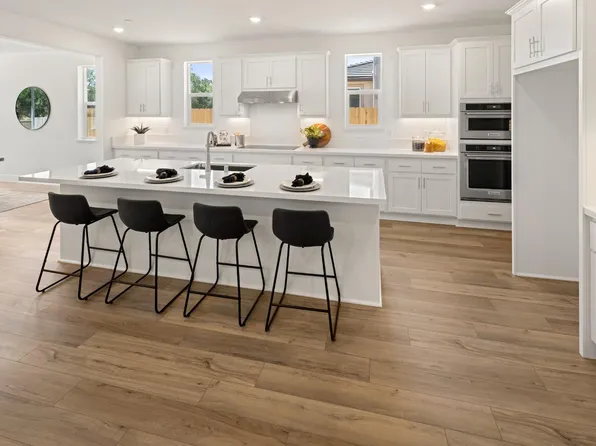 919 Porter Dr, Roseville, CA 95678