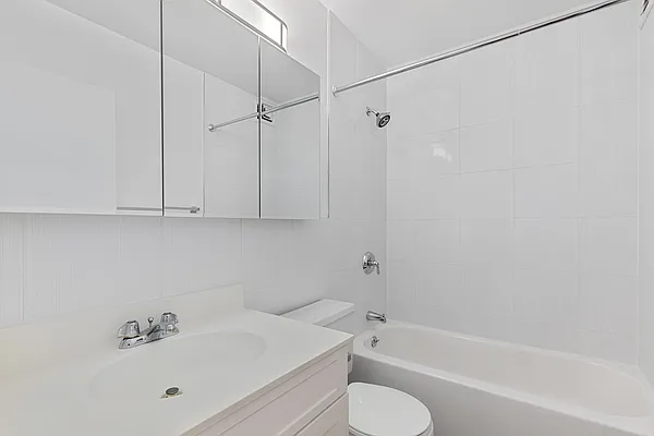 Rented by MNS | media 16