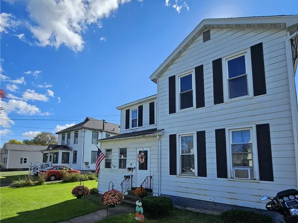 94 Perrine St, Auburn, NY 13021