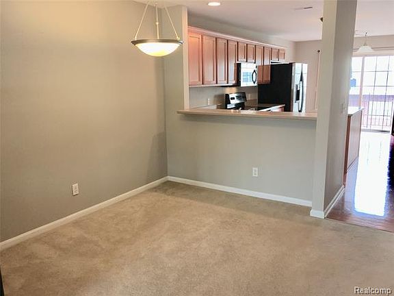 4th image of 3197 Newbury Pl #1