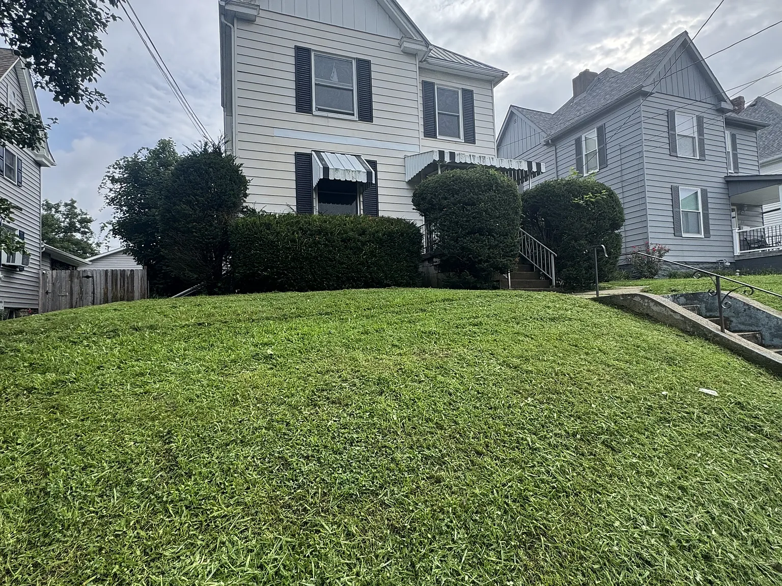 420 Duncan Avenue - 1 — Photo 1