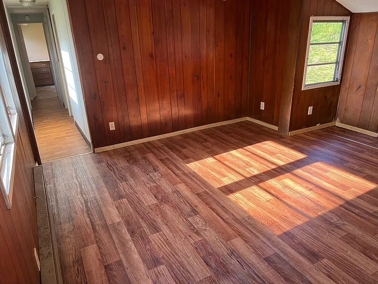 151 Ivycrest St — Photo 9