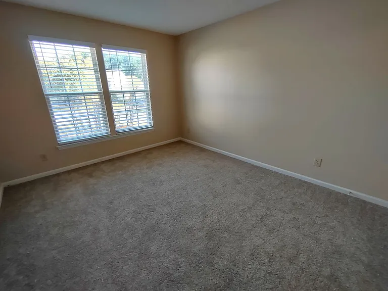 1111 Land Grant Rd — Photo 24
