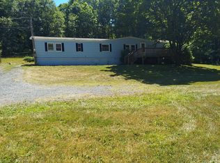 1750 Walnut Dr, Palmerton, PA 18071